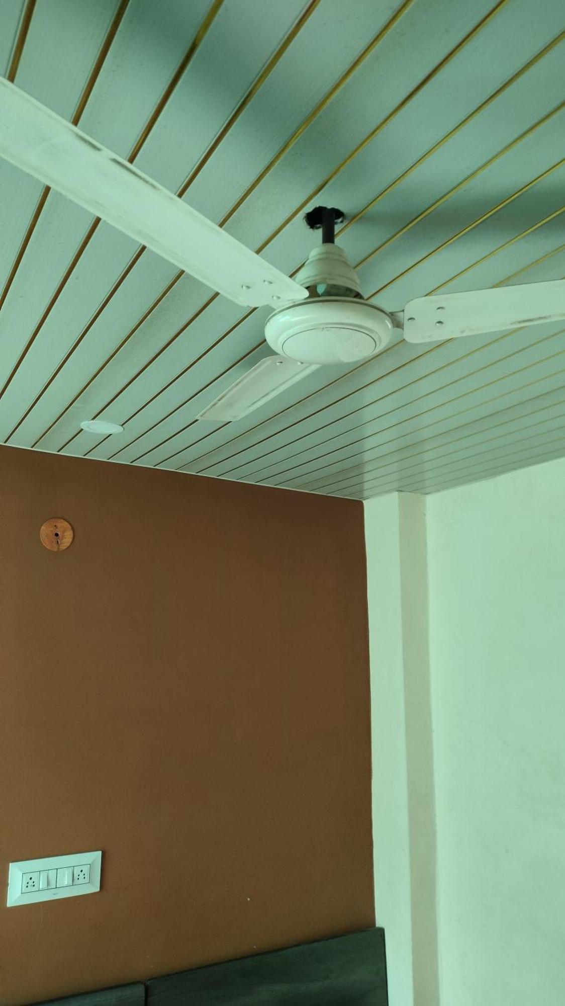 Kailash Kuti Guest House Ujjain Ruang foto
